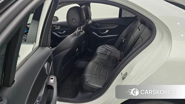 Mercedes-Benz C-Class W205 2019 Белый из Кореи, фото 3