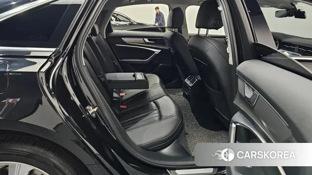 Audi A6 (C8) 2021 Черный из Кореи, фото 3