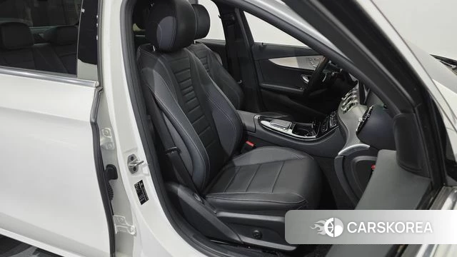 Mercedes-Benz E-Class W213 2021 Белый из Кореи, фото 3