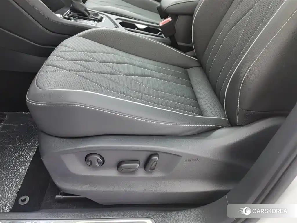Volkswagen Tiguan L 2023 Белый из Китая, фото 4
