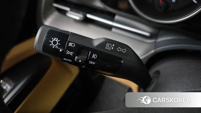 Kia Carnival 4th generation 2022 Белый из Кореи, фото 3