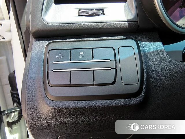 Ssangyong Tivoli Armor 2018 Белый из Кореи, фото 3