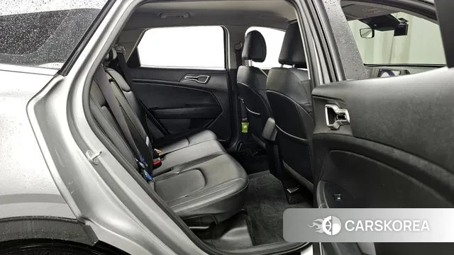 Kia Sportage 5th Generation 2021 Серебряный из Кореи, фото 3