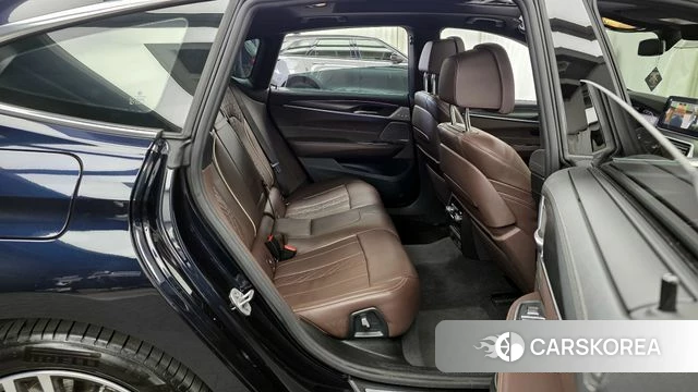 BMW 6 Series GT (G32) 2023 Черный из Кореи, фото 3