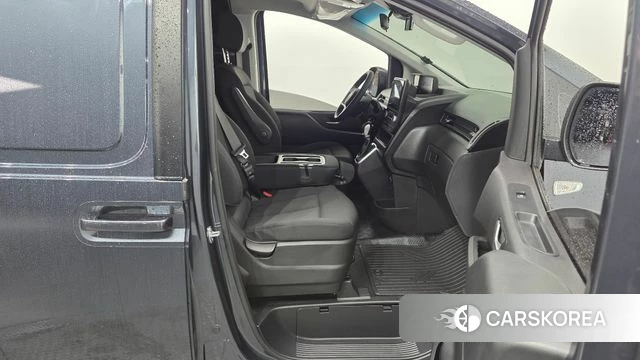 Hyundai Staria 2024 Серый из Кореи, фото 3