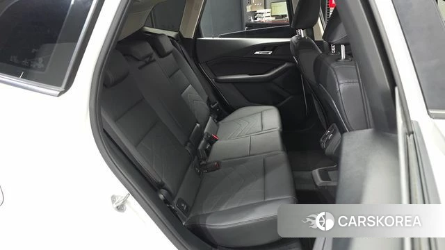 BMW 2 Series Active Tourer (U06) 2023 Белый из Кореи, фото 3