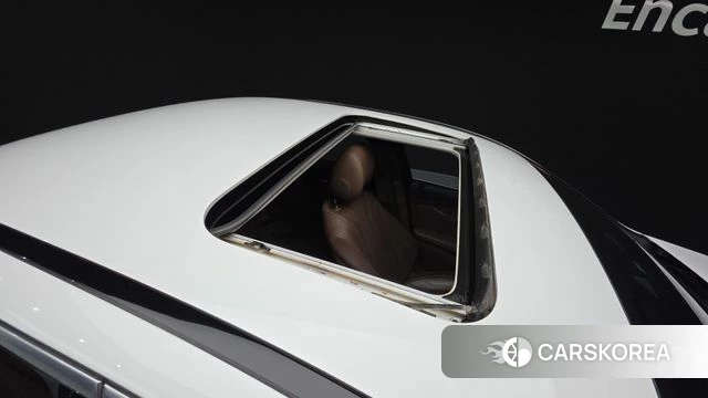 Mercedes-Benz E-Class W213 2020 Белый из Кореи, фото 3