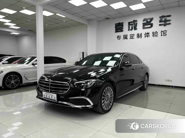 Mercedes-Benz E-class 2024 Черный из Китая, фото 3