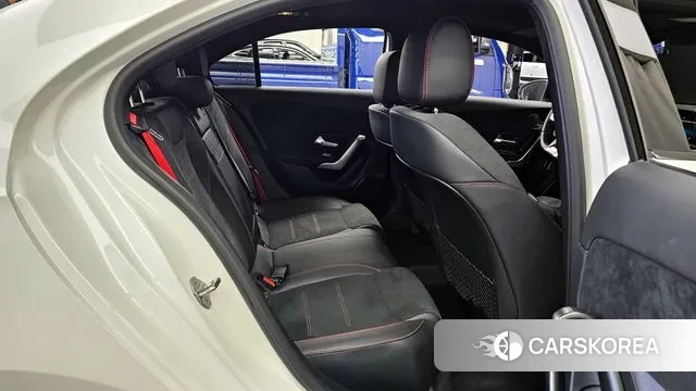 Mercedes-Benz A-Class W177 2022 Белый из Кореи, фото 3