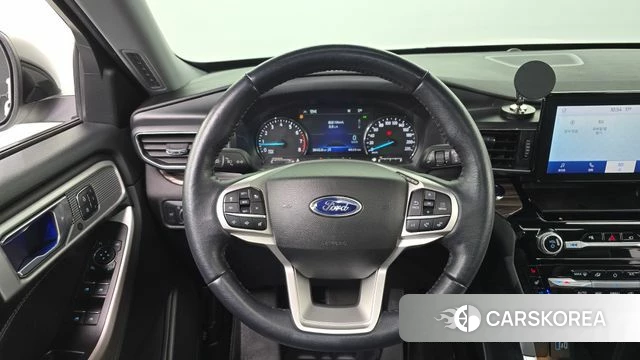 Ford Explorer 6th Generation 2022 Белый из Кореи, фото 3