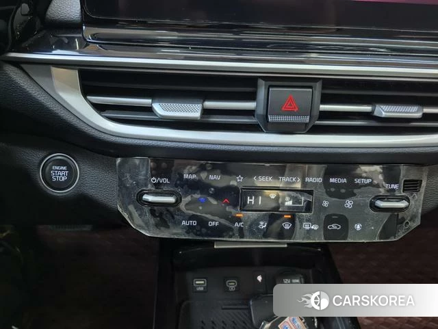 Kia K3 2022 Белый из Китая, фото 3