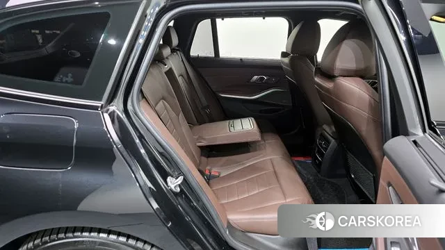 BMW 3 Series (G20) 2022 Черный из Кореи, фото 3