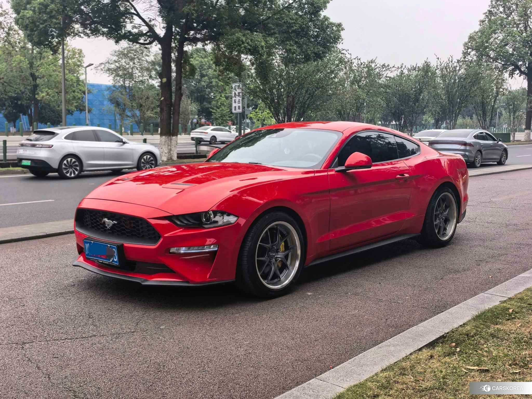 Ford Mustang 2020 Красный из Китая, фото 3