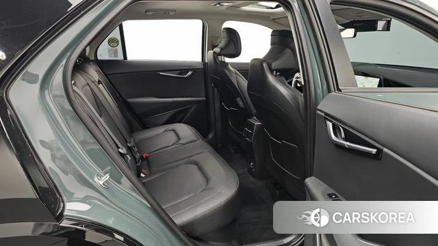 Kia Di Ol Nu Niro 2022 Зеленый из Кореи, фото 3