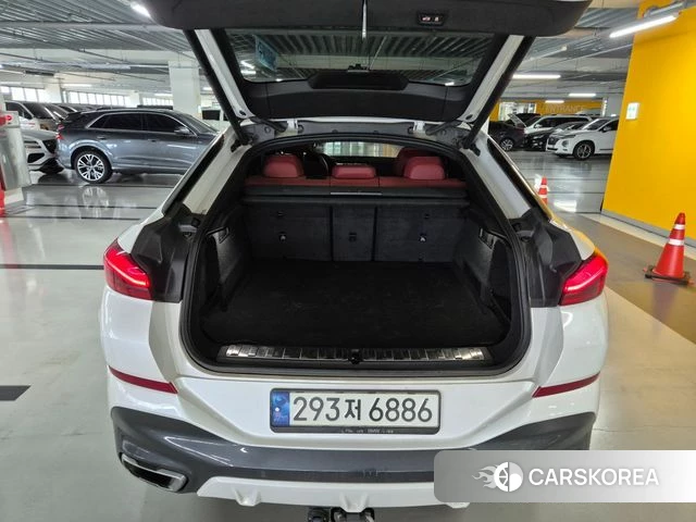 BMW X6 (G06) 2021 Белый из Кореи, фото 3