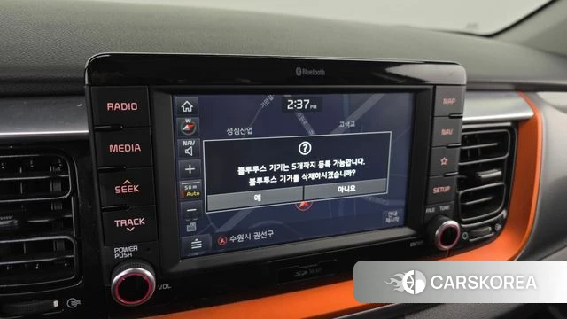 Kia Stonic 2019 Черный из Кореи, фото 3