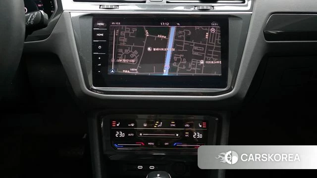 Volkswagen Tiguan second Generation 2024 Белый из Кореи, фото 3