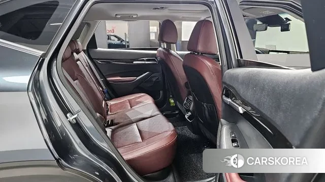 Kia Seltos 2022 Серый из Кореи, фото 3