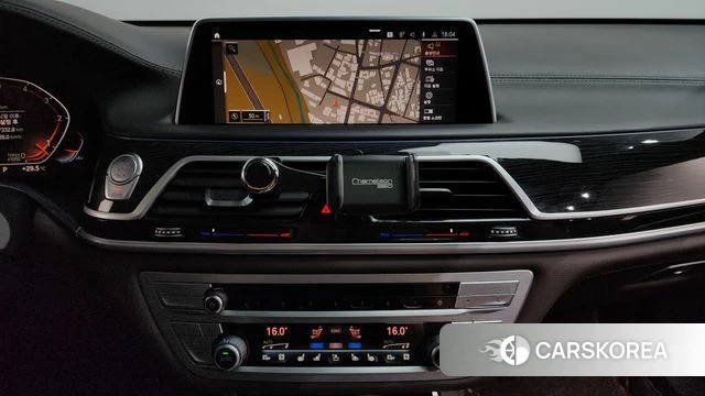 BMW 7 Series (G11) 2019 Черный из Кореи, фото 3