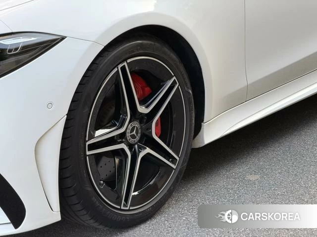 Mercedes-Benz CLS 2024 Белый из Китая, фото 3