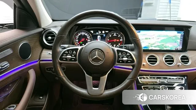 Mercedes-Benz E-Class W213 2020 Белый из Кореи, фото 3