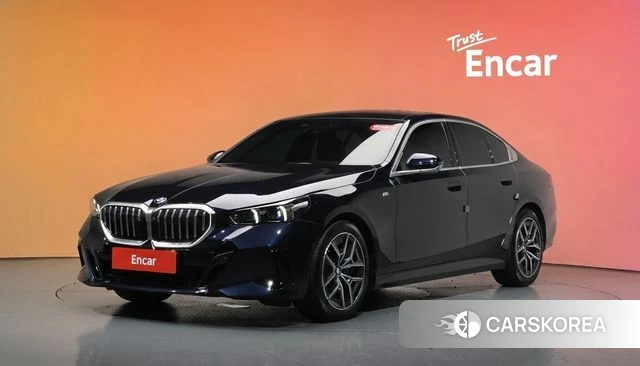 BMW 5 Series (G60) 2024 Черный из Кореи, фото 3