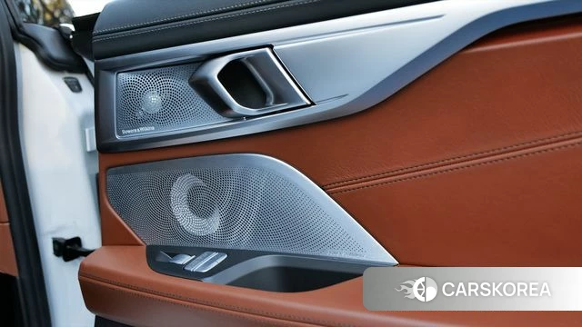 BMW 8 Series (G15) 2023 Белый из Кореи, фото 3