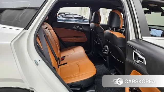 Kia Sportage 5th Generation 2024 Белый из Кореи, фото 3