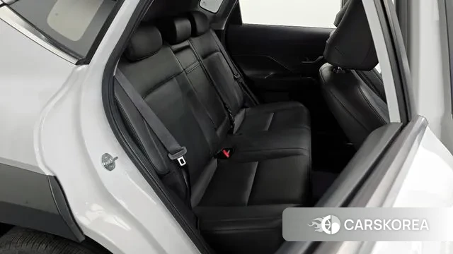 Hyundai Kona (SX2) 2023 Белый из Кореи, фото 3