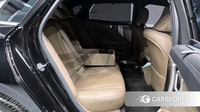 Kia K8 2023 Черный из Кореи, фото 3