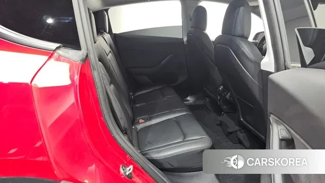 Tesla Model Y 2021 Красный из Кореи, фото 3