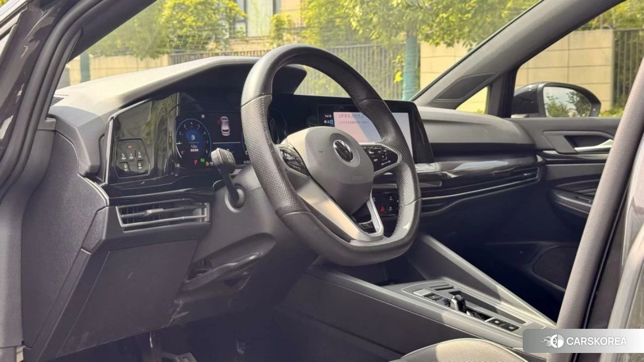 Volkswagen Golf 2022 Черный из Китая, фото 3