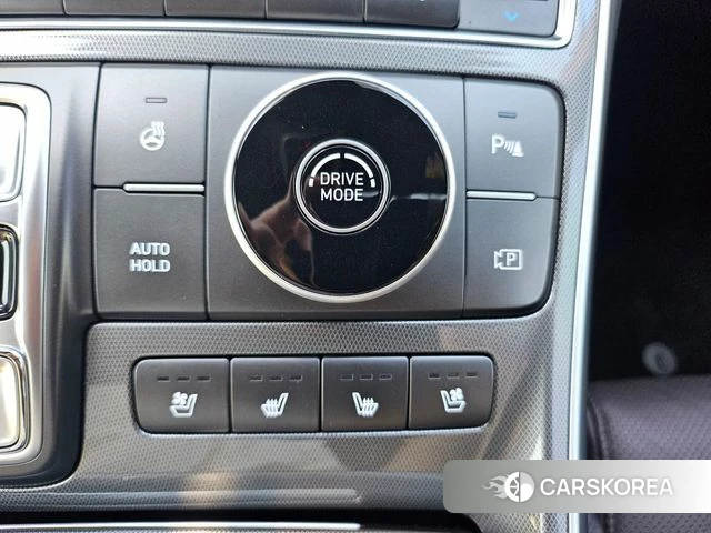Hyundai The New Santa Fe 2023 Белый из Кореи, фото 3