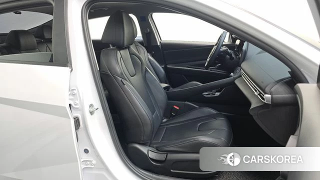 Hyundai Avante (CN7) 2021 Белый из Кореи, фото 3