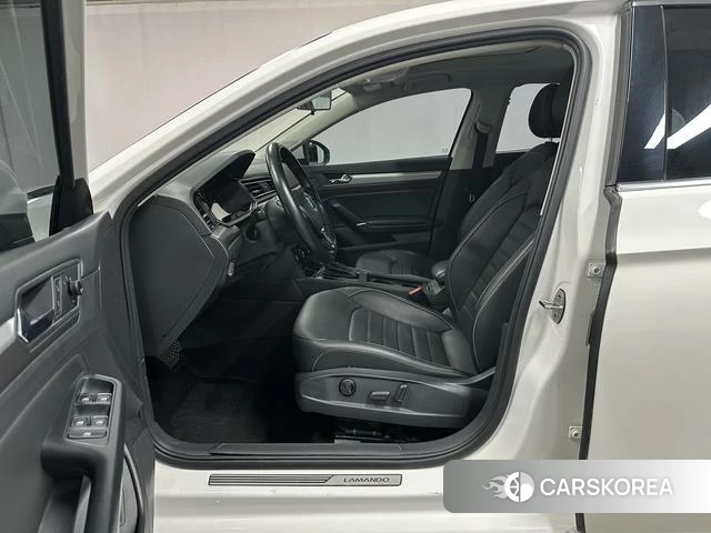 Volkswagen Lingdu 2019 Белый из Китая, фото 3