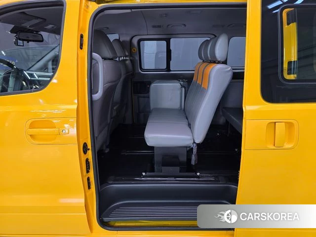 Hyundai The New Grand Starex 2019 Желтый из Кореи, фото 3