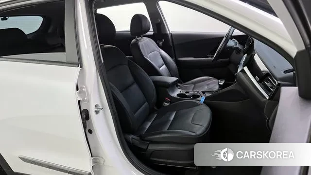 Kia The New Niro 2021 Белый из Кореи, фото 3