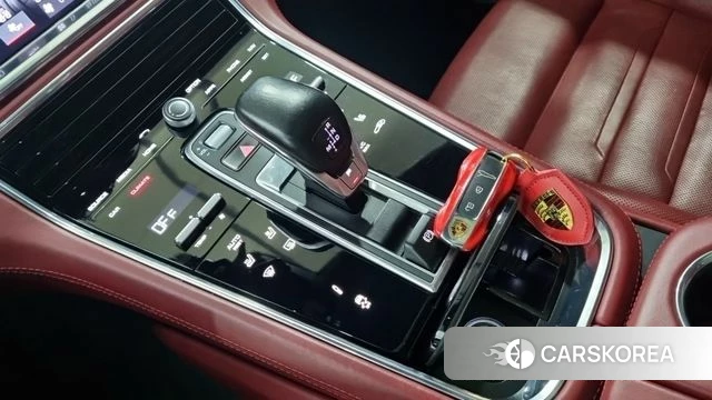 Porsche Panamera (971) 2020 Белый из Кореи, фото 3