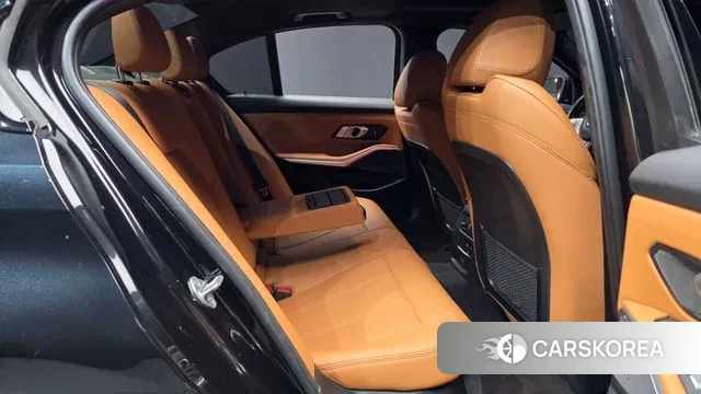 BMW 3 Series (G20) 2023 Черный из Кореи, фото 3