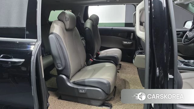 Kia The New Carnival 4th Generation 2024 Черный из Кореи, фото 3