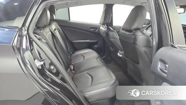 Toyota Prius 4th Generation 2020 Черный из Кореи, фото 3