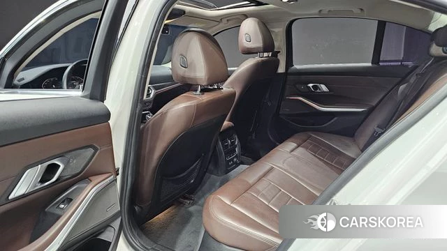 BMW 3 Series (G20) 2019 Белый из Кореи, фото 3
