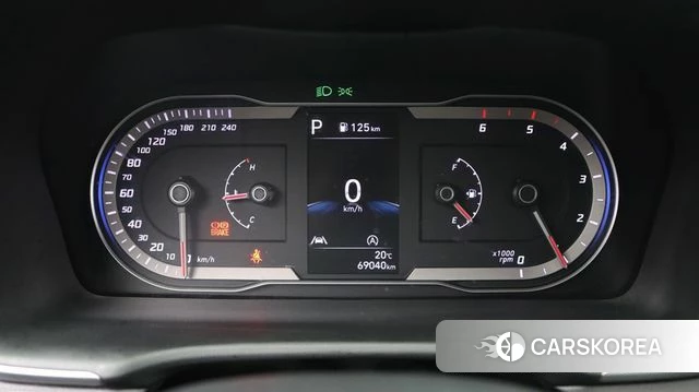 Hyundai Tucson (NX4) 2022 Серебристо-серый из Кореи, фото 3
