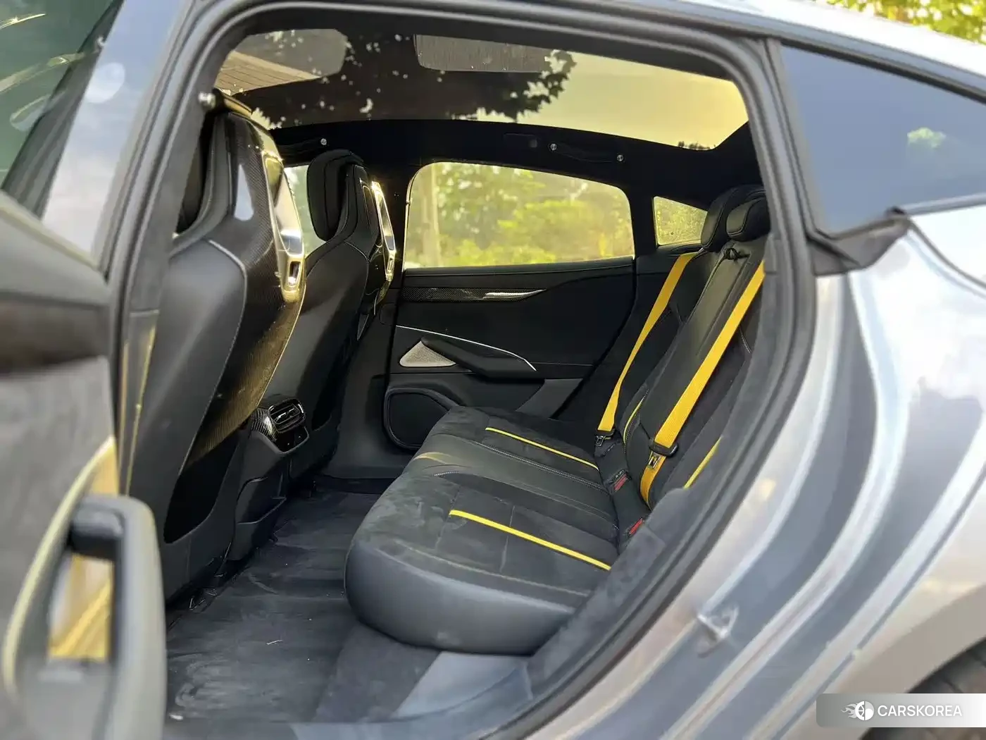 Xiaomi Car Xiaomi SU7 Ultra 2025 Silver/gray из Китая, фото 3