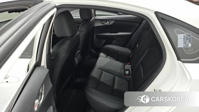 Kia Come New K3 2021 Белый из Кореи, фото 3