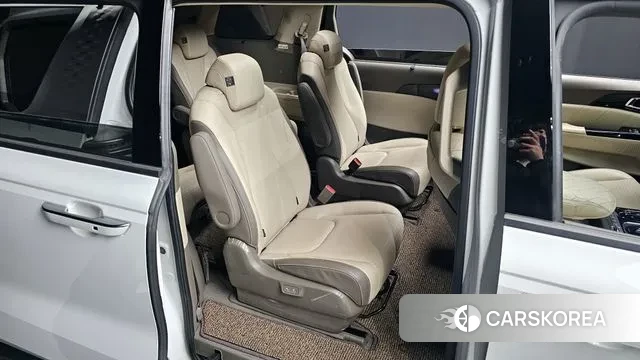 Kia Carnival 4th generation 2023 Белый из Кореи, фото 3
