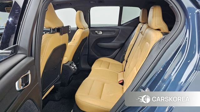 Volvo XC40 2019 Небесно-голубой из Кореи, фото 3