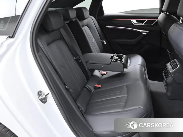 Audi A6 (C8) 2023 Белый из Кореи, фото 3