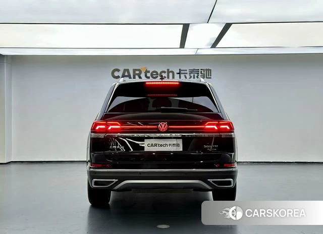 Volkswagen Tourang 2023 Черный из Китая, фото 3