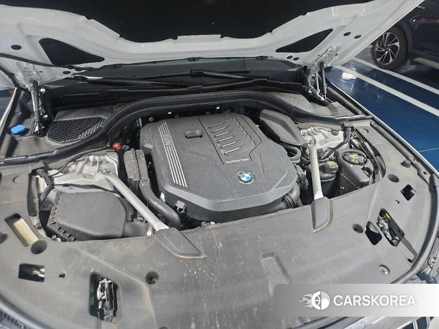 BMW 6 Series GT (G32) 2022 Белый из Кореи, фото 3